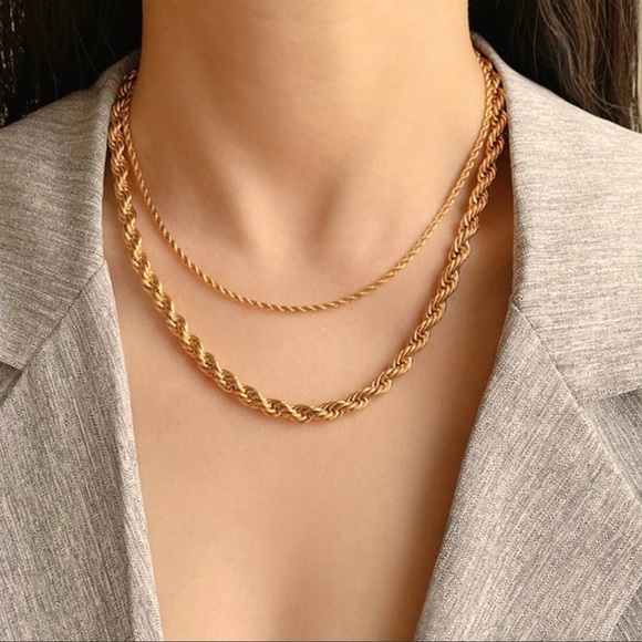CLOSING SALE! ✨18K Gold Plated narrow rope Chain Necklace - Picture 9 of 10